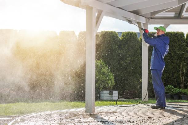 Best Pool Deck Cleaning  in Victoria, TX